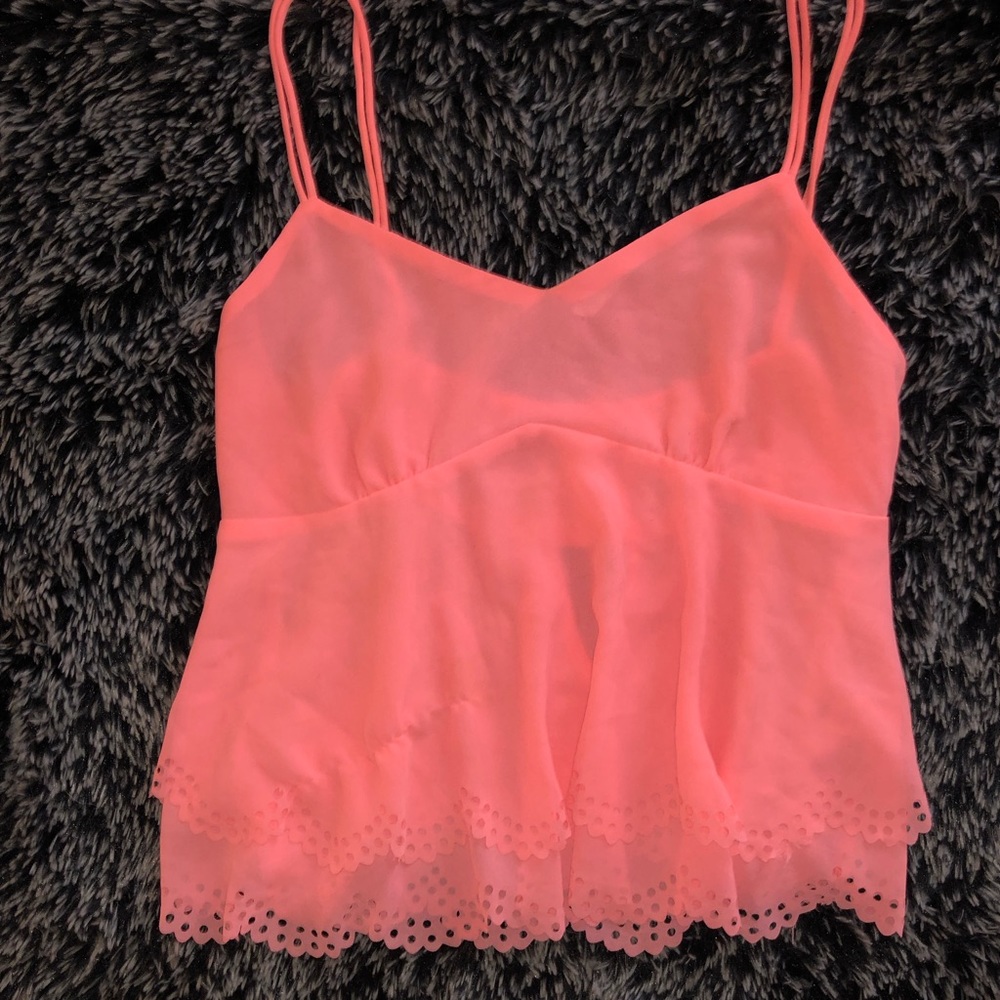 Crop top size small. Purchased from cavenders